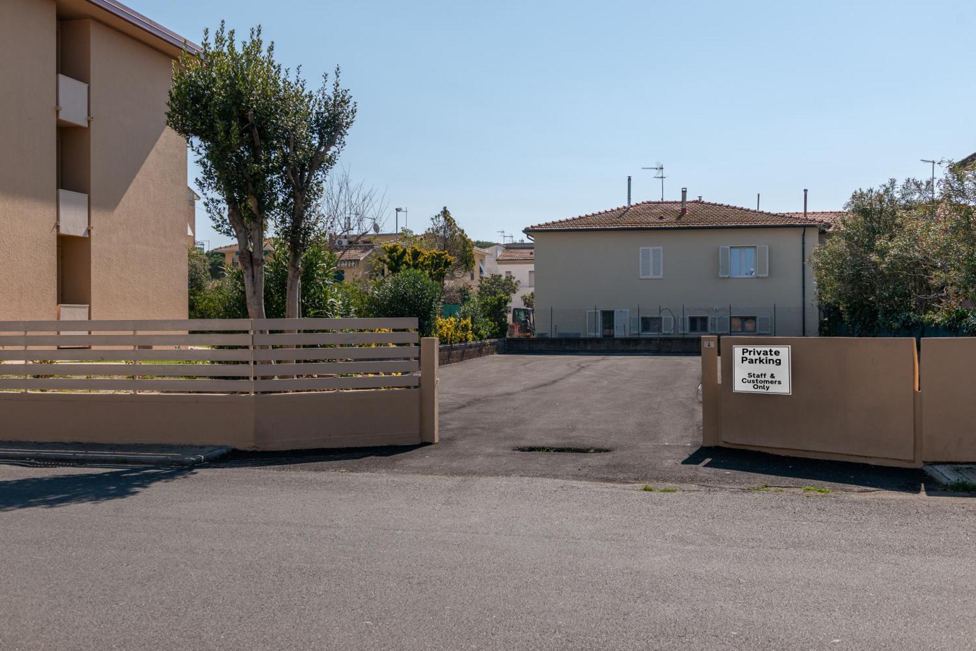 Residence Marina Di Cecina Exteriér fotografie